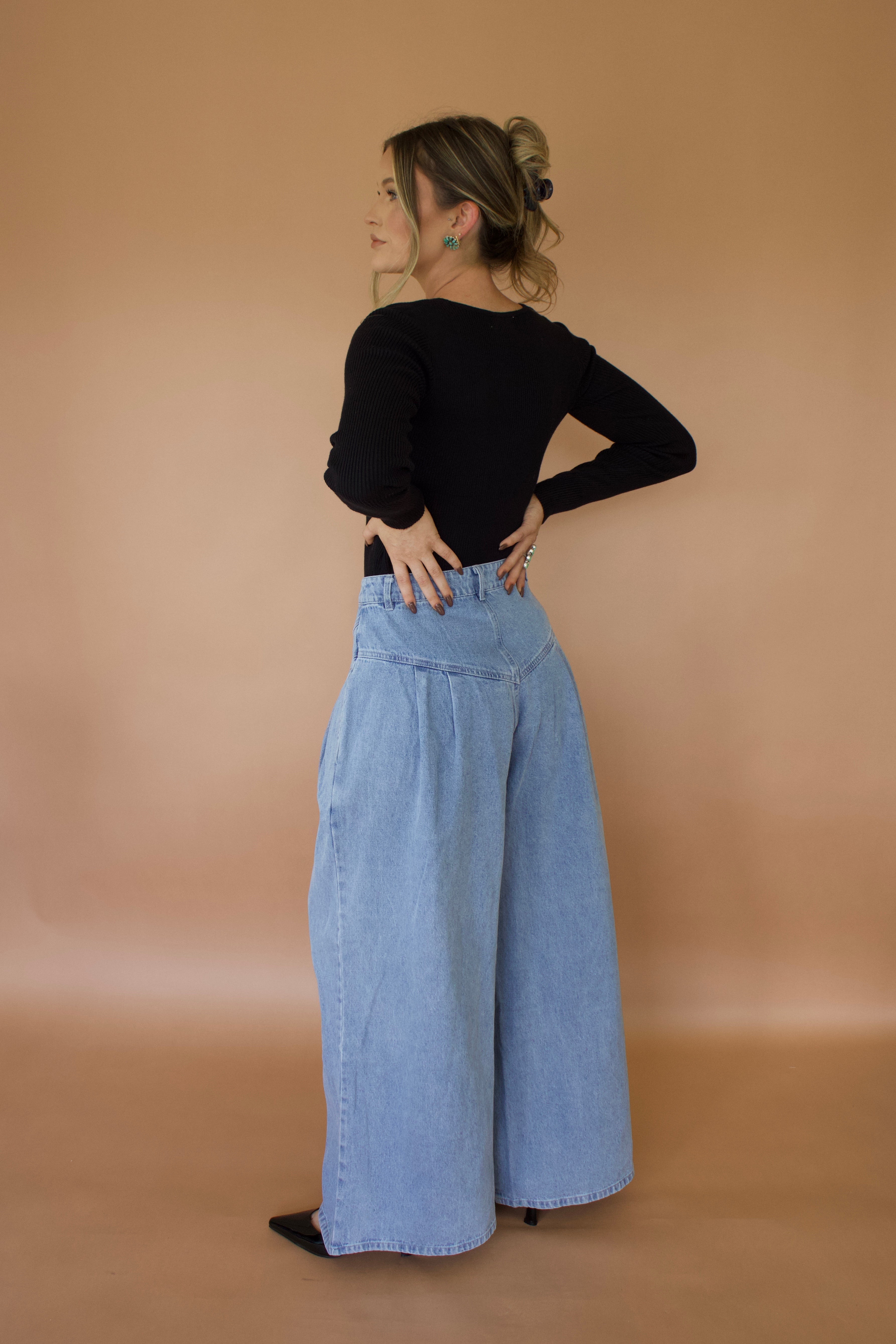High Waist Pintuck Wide Leg Jeans