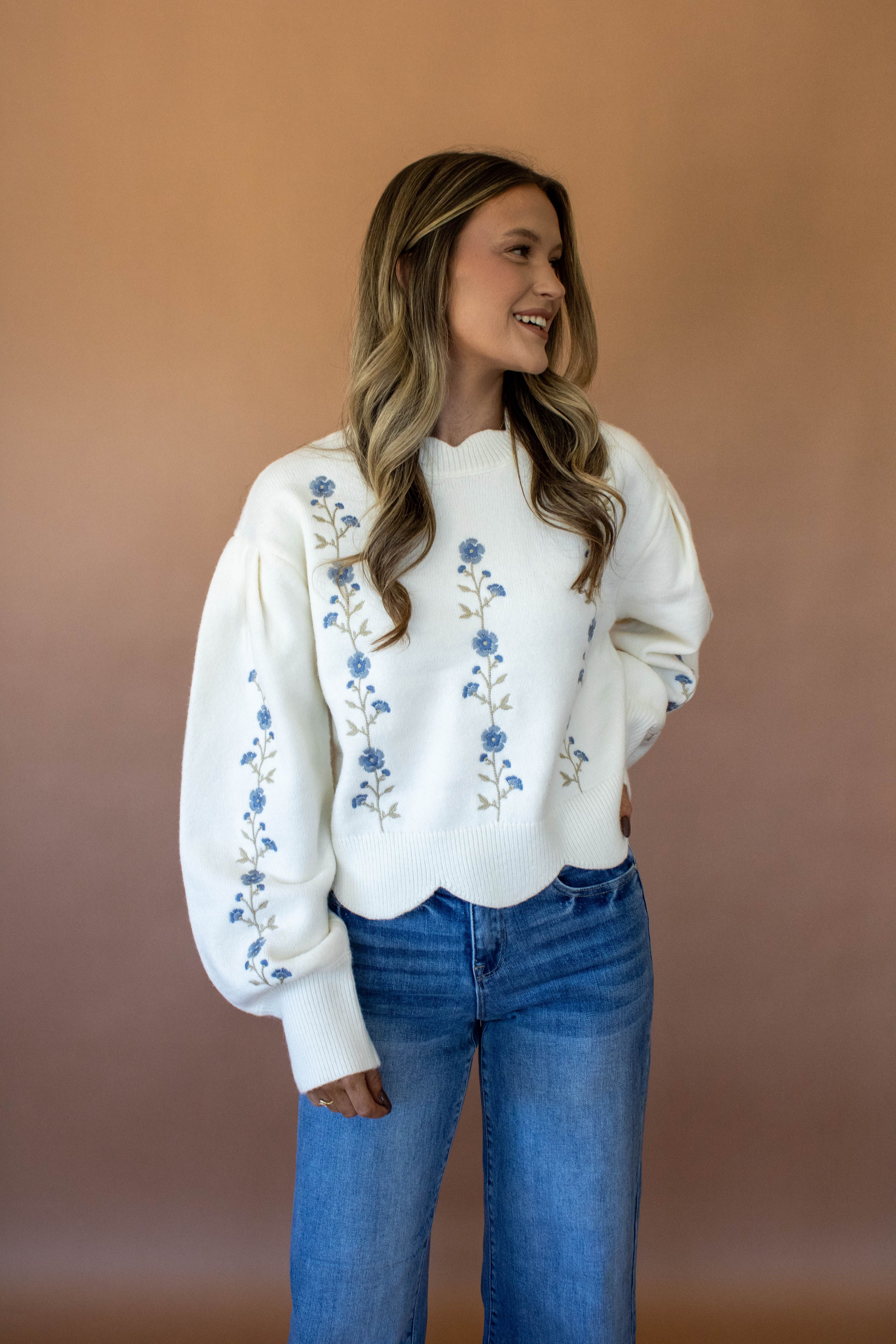 Scalloped Floral Embroidered Sweater in Cream