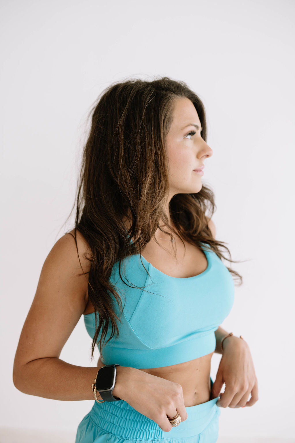 Active Criss Cross Sportsbra in Highlight Blue