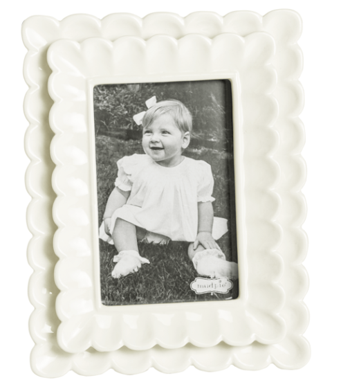 Small White Scalloped Frame
