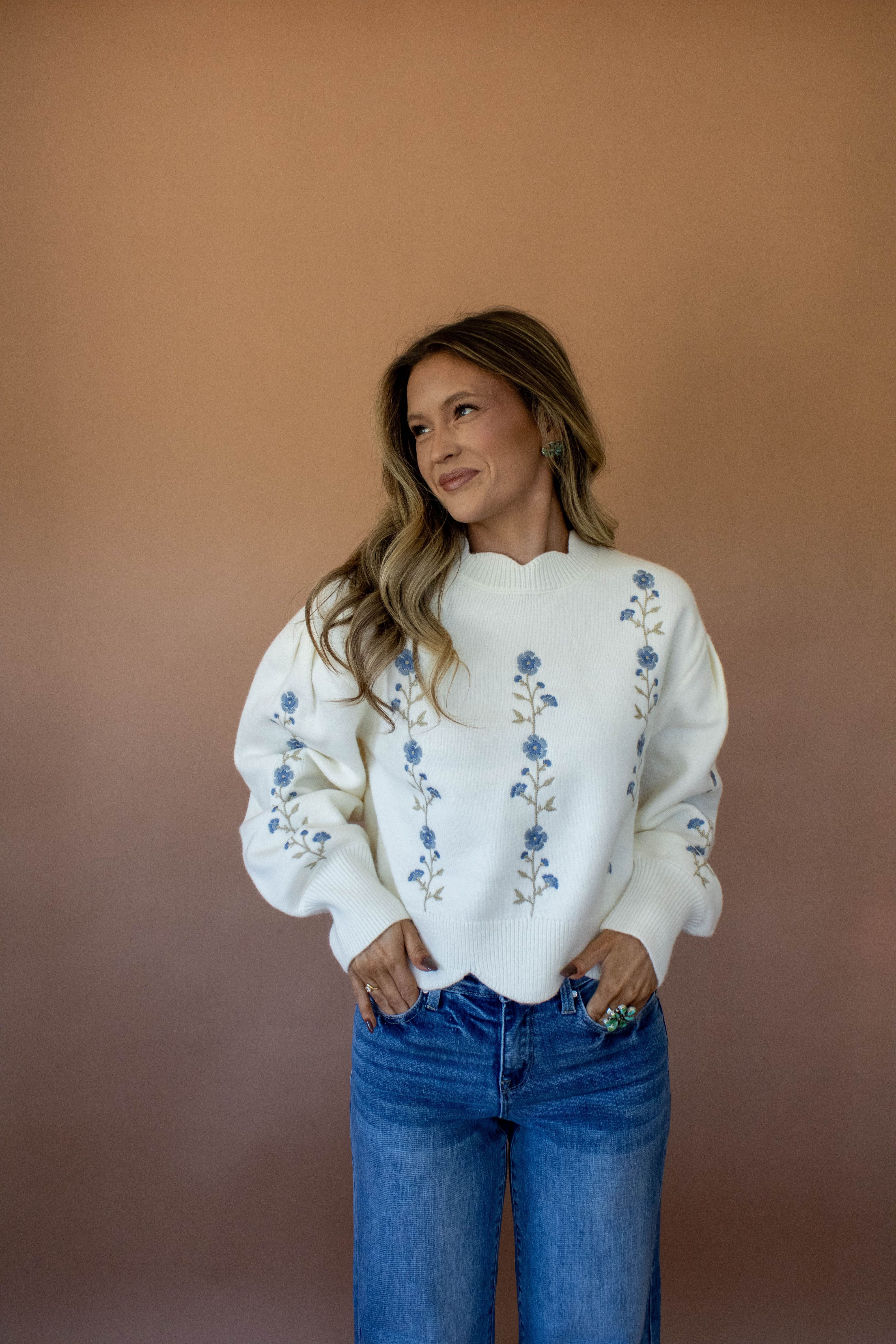 Scalloped Floral Embroidered Sweater in Cream